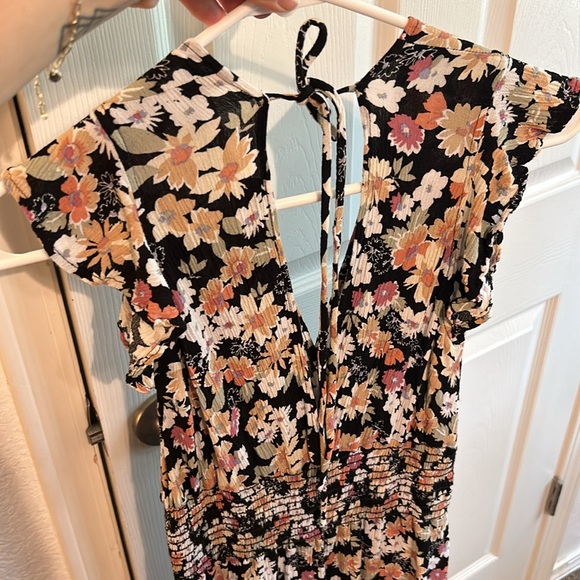 Sundress - Picture 2 of 8